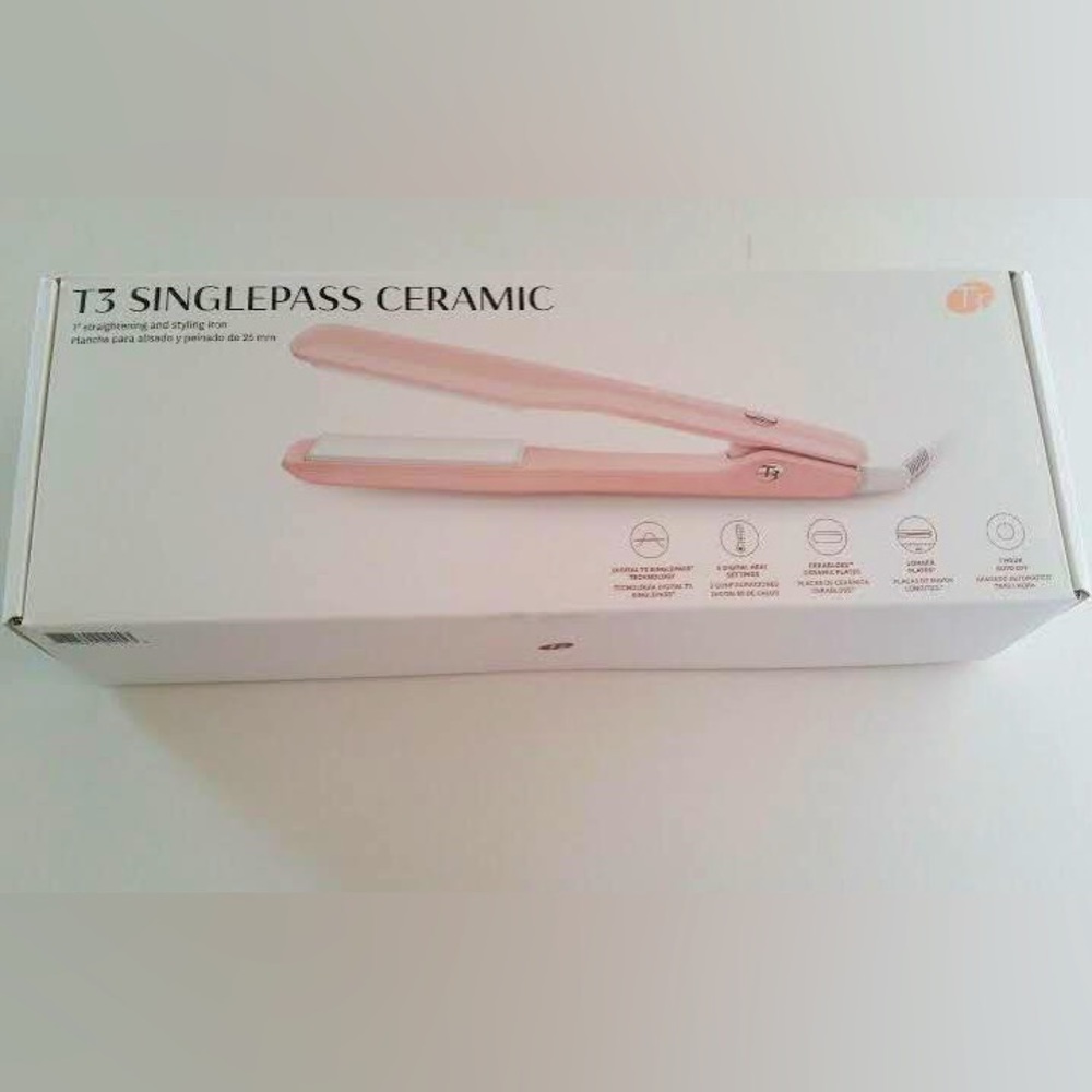 BRAND NEW T3 hair Straightener